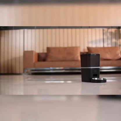 4L Pet Feeder • Large Capacity Smart Pet Feeder with Dog Automatic Food Dispenser • Timing Single\Double Bowl Automatic Smart Pet Cat Food Dispenser • Remote Control APP Control Cat and Dog Pet Feeder • Easy Disassembly • No 5V 2A Plug